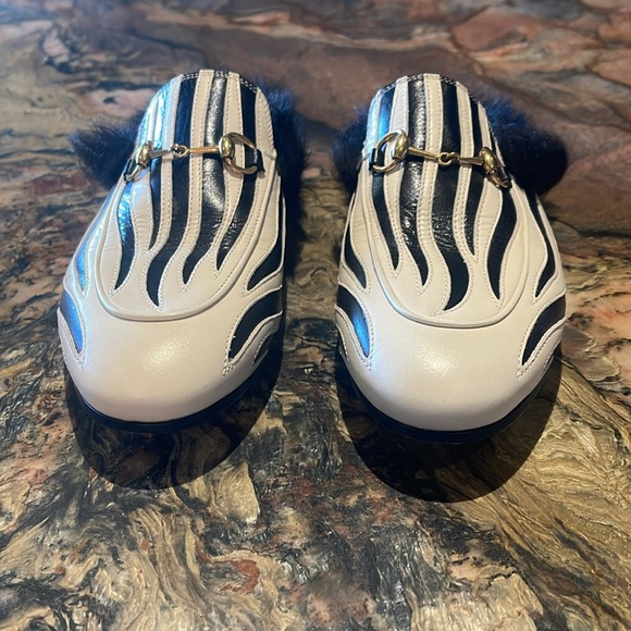 Gucci ‘Princetown’ Fur Horsebit Mules Zebra Slides - Picture 2 of 8